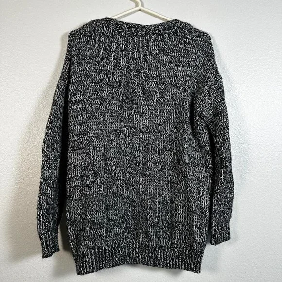 Loft Grey Sweater - Picture 4 of 4